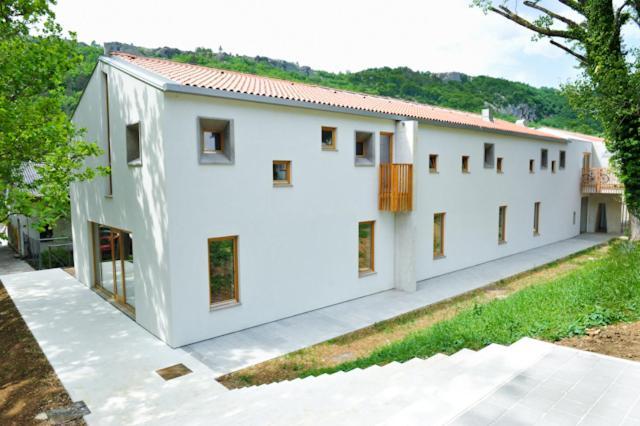 Youth Hostel Ajdovščina Exterior foto